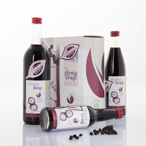 Organic chokeberry juice
