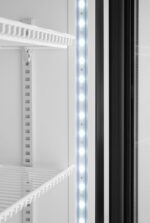 Eintüriger Kühlschrank mit hinterer Bar und hinterleuchteter Blende, , Arktic, 254L, Schwarz, 230V/250W, 578x605x(H)1980mm – Bild 5