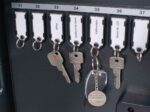 Magnetischer Schlüsselkasten für 50 Schlüssel mit elektronischem Zahlenschloss – Bild 3