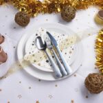 Weihnachtstischdecke weiß mit goldenen Sternen gefaltet aus Papier 120 x 180 cm – Bild 2