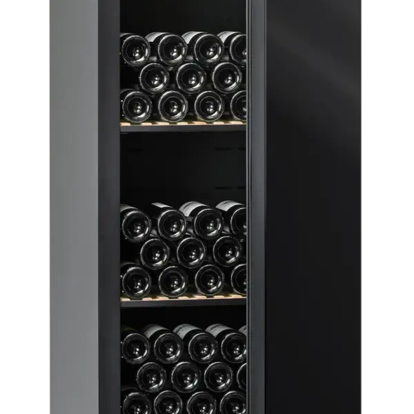 mQuvée Velvet Collection 170 – Black, solid door
