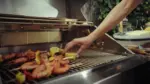 Myoutdoorkitchen Freistehender Gas- und Holzkohlegrill – Bild 6
