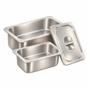 Edelstahl-GN-Behälter mit passendem Deckel als 3D-Illustration